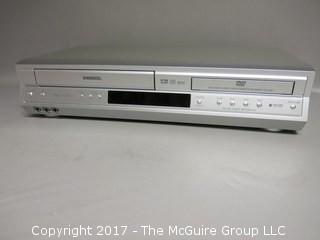 Toshiba DVD/VCR Deck Model SD-V392SUA