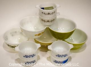 Group of Vintage Pyrex Mixing Bowls and Casserole Dishes in Avacado Green and Blue Flowers. 