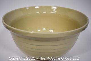 Vintage White Pottery Eight (8) Quart Ohio Roseville Dough Bowl