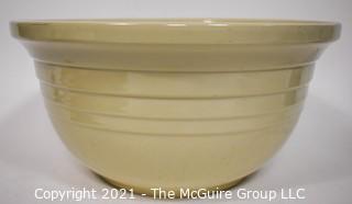 Vintage White Pottery Eight (8) Quart Ohio Roseville Dough Bowl