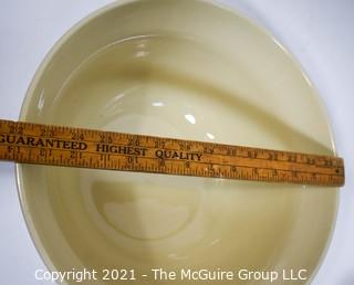 Vintage White Pottery Eight (8) Quart Ohio Roseville Dough Bowl