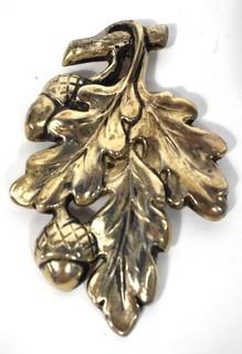 Vintage Sterling Silver Acorn & Oak Leaf Brooch.  Weighs 28g