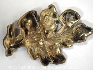 Vintage Sterling Silver Acorn & Oak Leaf Brooch.  Weighs 28g