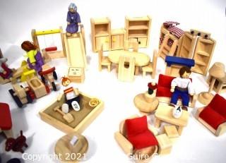 Ryan's Room Classic Wooden Dollhouse Furniture and Dolls. {Liquidation of Creative Health LLC, Fairfax, VA}