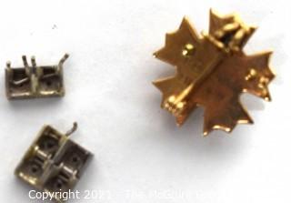 Vintage Tau Sigma Nu Epsilon Enamel & Gold Fraternity Pin and White Gold Link with Gem Stones. Total weight 4.8 g.