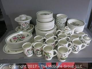 Botanical motif dinnerware - 88 pieces 