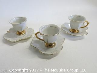 Collection of tea cups 