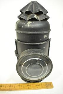 Antique Black Nautical Signal Kerosene Lantern {Note: Description Altered 10.14.2021 @ 6:46pm ET}