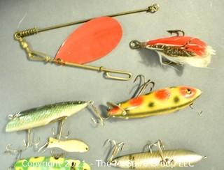 Collection of Vintage and Bakelite Fishing Lures with Box for Hildebrandts.  