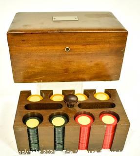 Bakelite Poker Chips in Wood Case. 
