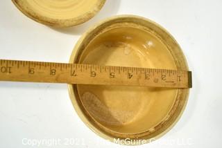 Vintage Hull Yellow Ware Covered Pottery Crock or Casserole.  Measures 7" in diameter.