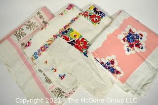 Group of Vintage Mid Century Printed Table Linens.