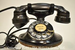 Vintage Black Bakelite Rotary Dial Telephone. 