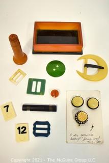 Collection of Bakelite Items. 