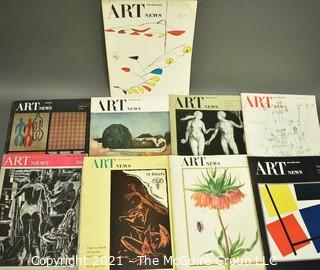 Vintage Art News Magazines. 