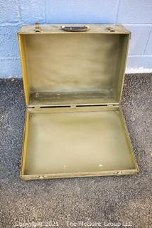 Vintage WWII O.C.D. Physicians Field Equipment Case A Office Of Civil Defense.  Measures 8"
 x 17" x 20".