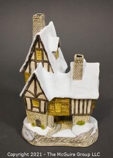 New in Box David Winter Cottages - Fred's Home 1991 Christmas Edition 