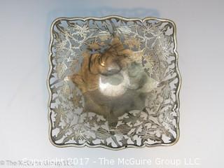 Silver plated square bowl (5 x 5 x 3" tall)