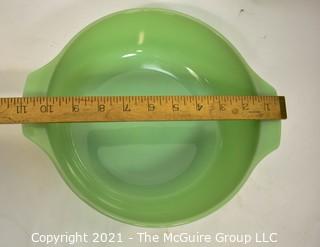 Vintage Green Jadeite  Anchor Hocking Mixing Bowl.