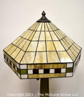 Tiffany Style Table Lamp With Mission Design Art Glass Shade. *  