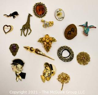 Group of Vintage Jewelry Including Ladies Brooches or Pins.  