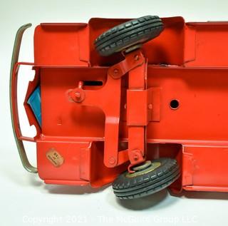 Vintage Red 1950's Doepke Model Toys Rossmoyne Ladder Fire Truck *