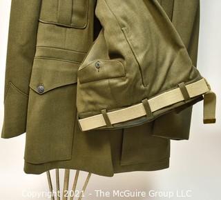 US Marine Corps Dress Green Uniform