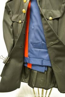 US Marine Corps Dress Blues Uniform with pants *