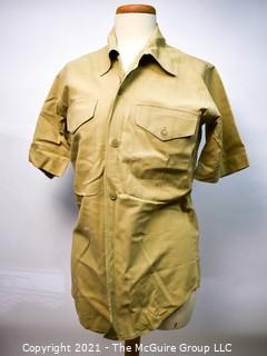 US Marine Corps tan khaki clothing: 4 long sleeve shirts, 5 short sleeved shirts and 4 pair of trousers