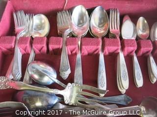 Cutlery Set with chest