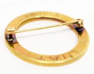 Vintage 14K Yellow Gold Circle Brooch. Weighs 2.7g