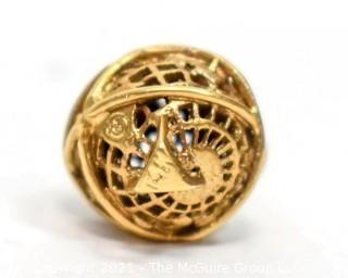 14kt Gold Pierced Globe Pendant or Charm. 2.8g