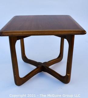 Vintage Mid Century Modern Lane Altavista Walnut Side Table.  Measures 15" H x 19" Square.