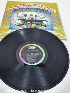 Vintage 33.3 LP Vinyl Record "BEATLES - Magical Mystery Tour" with Original 24 page booklet