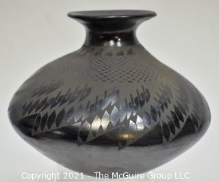 Mata Ortiz Casas Grandes By Manuel Quezada Black On Black Pottery Vase Bowl