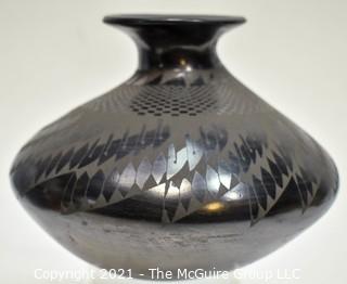 Mata Ortiz Casas Grandes By Manuel Quezada Black On Black Pottery Vase Bowl