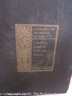 Collection of Books (1270) including "Aida" by Verdi