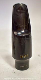 Woodwind Musical Instrument Mouthpiece - Meyer 5M with Vandoren Ligature and F L Cap. Unused.