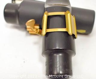 Woodwind Musical Instrument Mouthpiece - Berg Larsen 75 2 M with F L Ligature