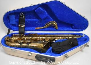 SML Gold Medal Tenor Saxophone, SN# 17484, white Hiscox Pro II hard case. Mouthpiece sold separately in this auction.