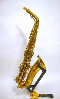 Saxophone: H. Conn Conqueror "Naked Lady" 26M. SN 271522 (c 1937) w/white Hiscox Pro II hard case. Mouthpiece sold separately in this auction.