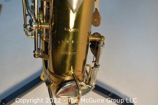 Saxophone: Martin "Handcraft" Alto "Skyline" SN 118840 (c 1937) w/white Hiscox Pro II hard case. Mouthpiece sold separately in this auction.