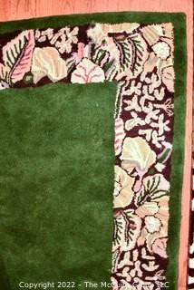 India Hand Knotted Products Wool Tufted Emerald Green with Border Rug.  Measures 3 1/2" x 5 1/2".