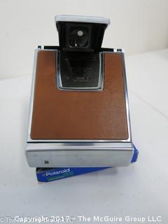 Polaroid SX-70 Land Camera with film 