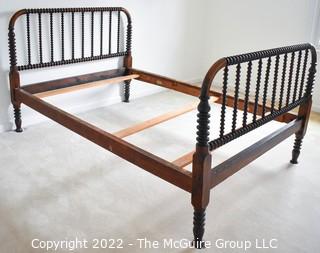 Antique Jenny Lind Full Sized Spindle Wood Bed Frame. Includes headboard, foot board, side rails and wood slats.  Some spindles are loose. (53"W x 79"L x 42 1/2"T.  0067LW