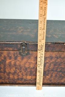 Primitive Small Chest or Trunk with Original Faux Grain Paint. 24W x 10D x 10 1/2"T 0120SM