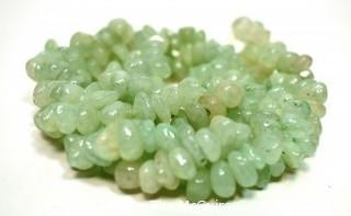 Triple Strand Jade Chip Necklace.  Measures 17" long. 0085CC