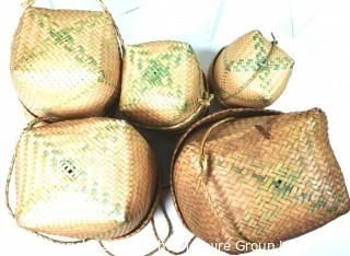 Set of (5) Native American Nesting Baskets Woven with Green Stripe, Lids and Handles. 