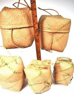 Set of (5) Native American Nesting Baskets Woven with Green Stripe, Lids and Handles. 