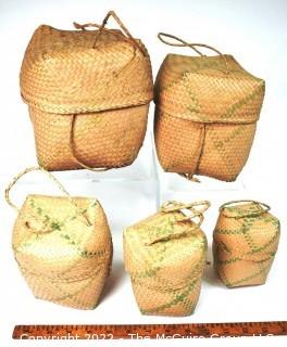 Set of (5) Native American Nesting Baskets Woven with Green Stripe, Lids and Handles. 